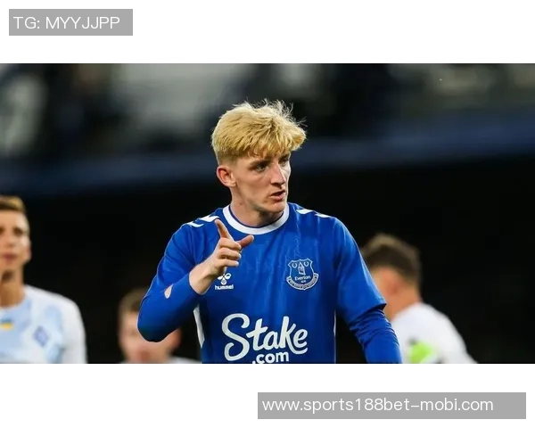 弗兰克谈定位球重要性并透露联赛杯将进行阵容轮换策略