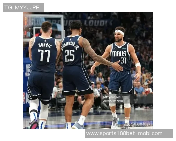 克莱表现平平三分球命中率低迷球队失利难以挽回局面